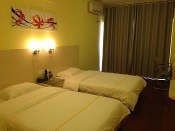 South Ninghua Kai Apartment Hotel Nanning Bagian luar foto